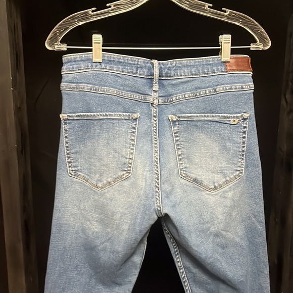 HOLLISTER- high rise super skinny distressed jeans - Picture 7 of 10